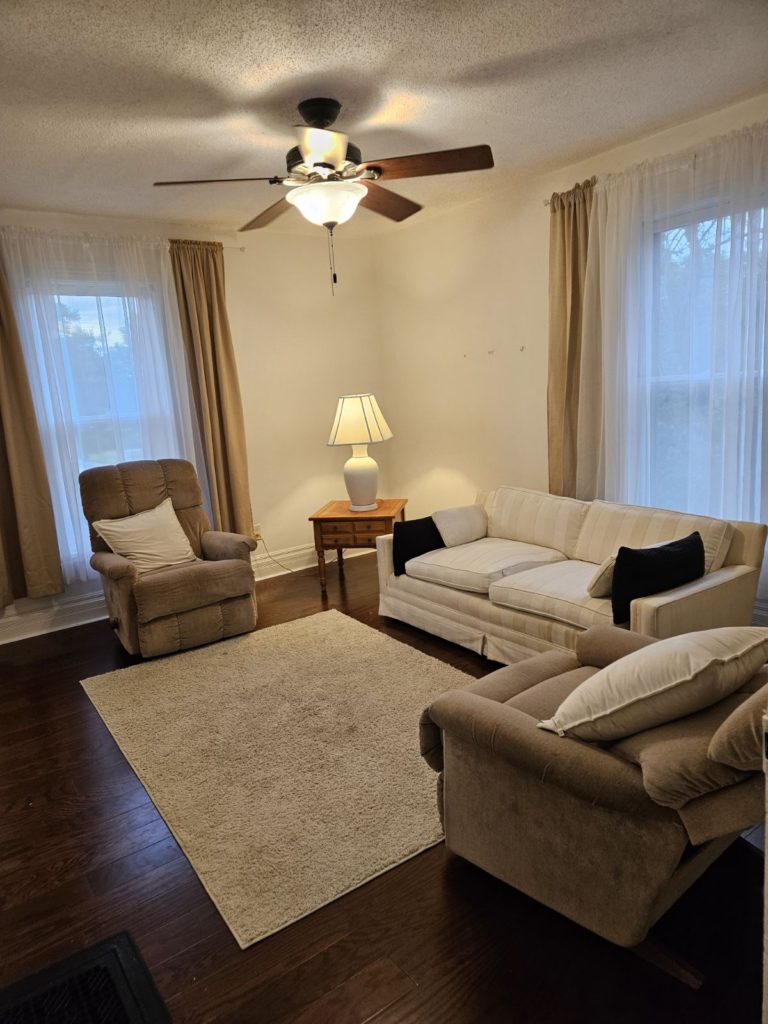 Apartment For Rent - 310 N 5th Street, Apt. B, Monmouth, IL 61462